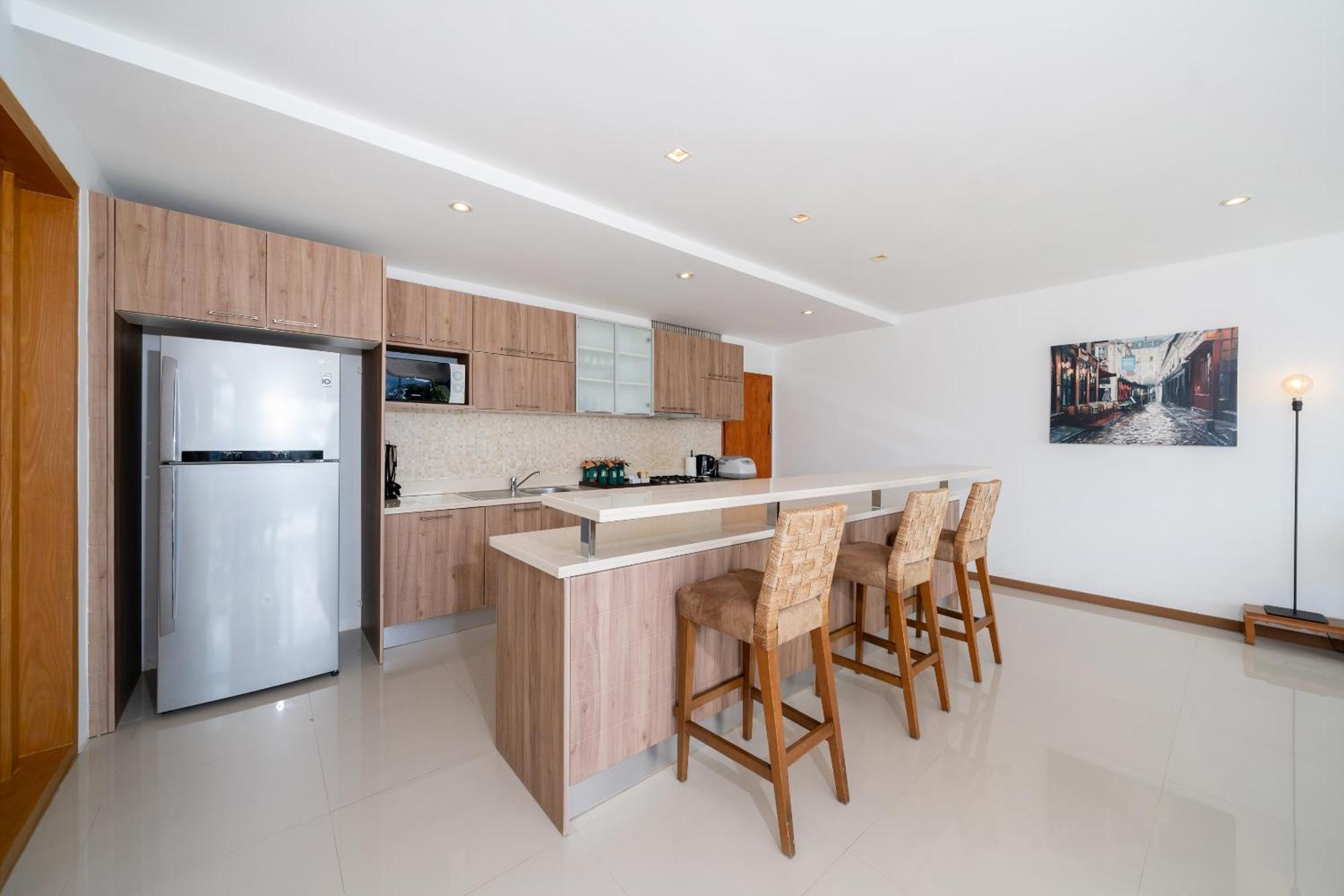 Indochine Resort And Villas - Sha Extra Plus Patong Ngoại thất bức ảnh A modern kitchen